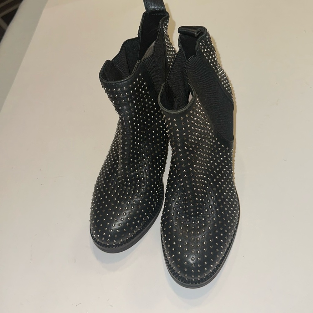 DKNY Ankle Booties